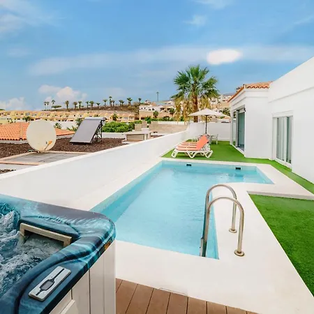 Carlota Costa Adeje (Tenerife)